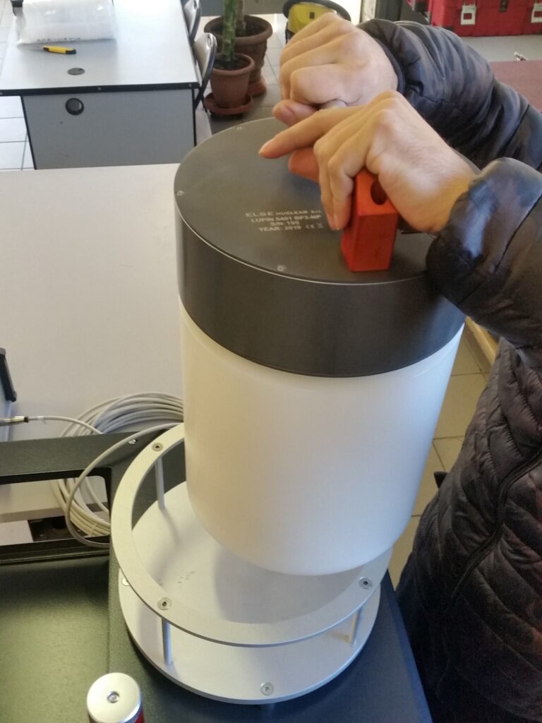 Removable detectors 2