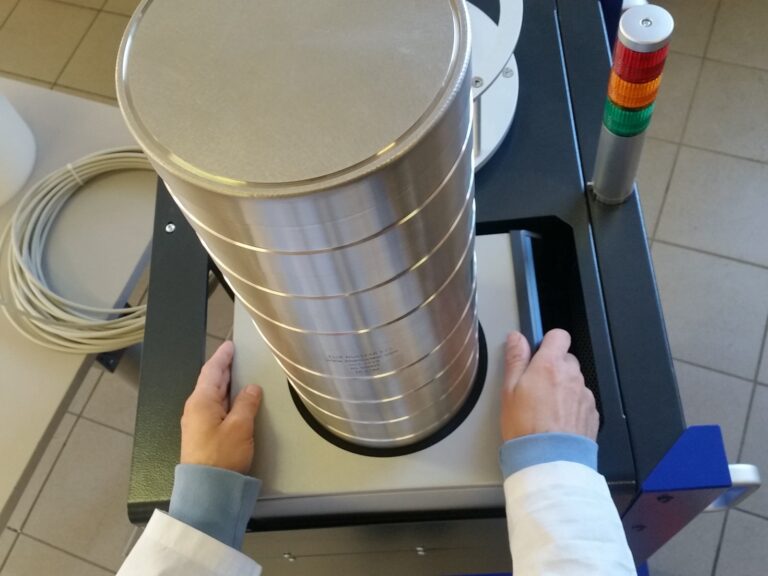 Removable detectors 1