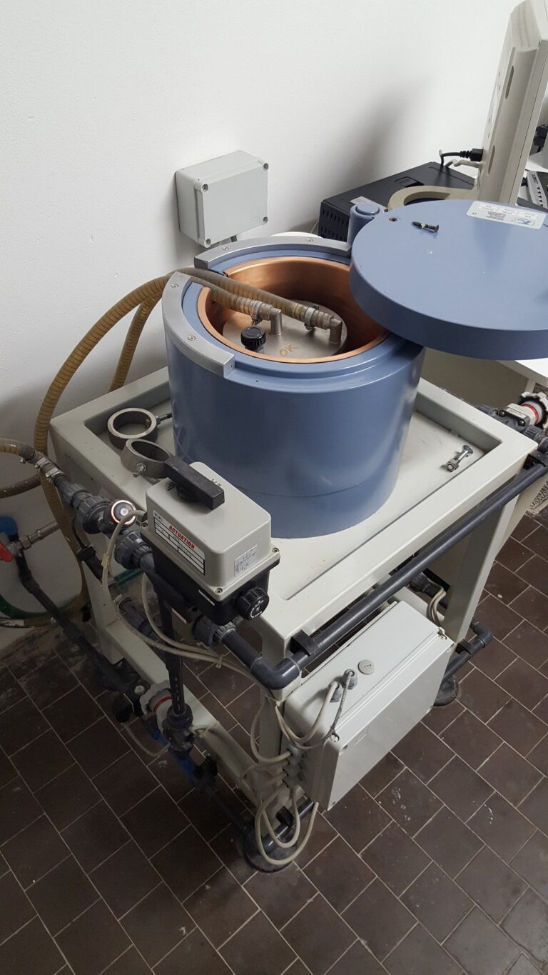 Marinelli geometry measuremet chamber inside lead well