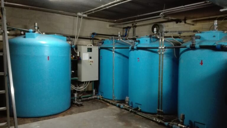 WDMS NT-VK example (decay tanks and PLC board)